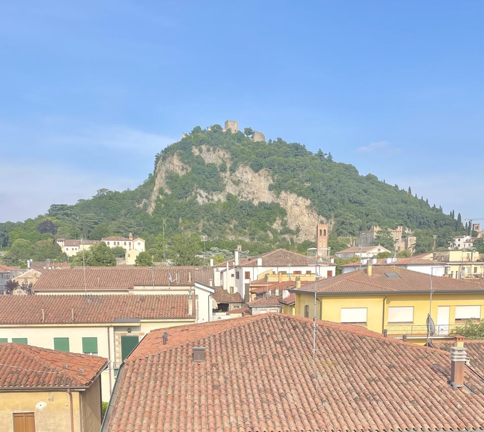 ViaMonselice — Photo 1